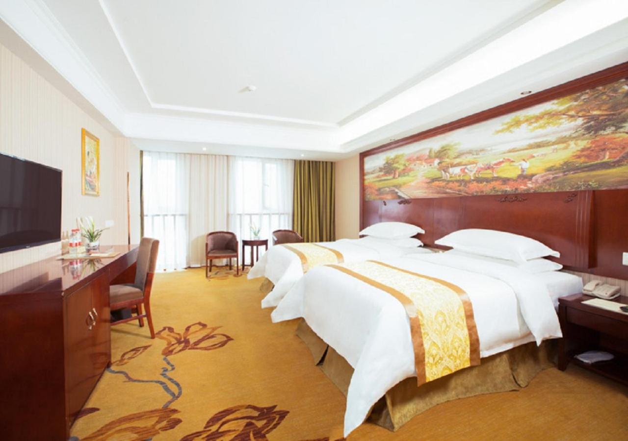 Vienna Classic Hotel 西安市 エクステリア 写真